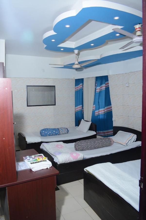 Hotel Hilton City Chittagong Esterno foto