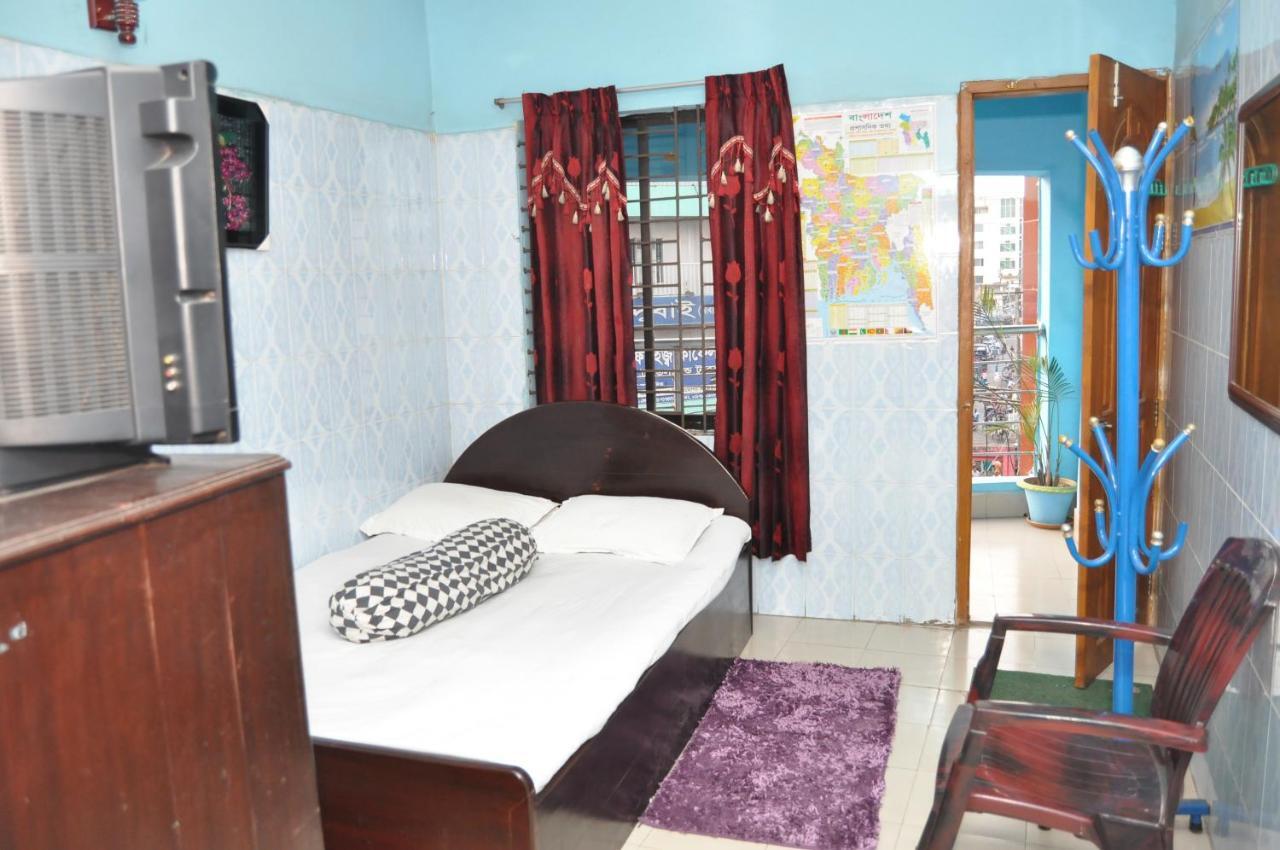 Hotel Hilton City Chittagong Esterno foto