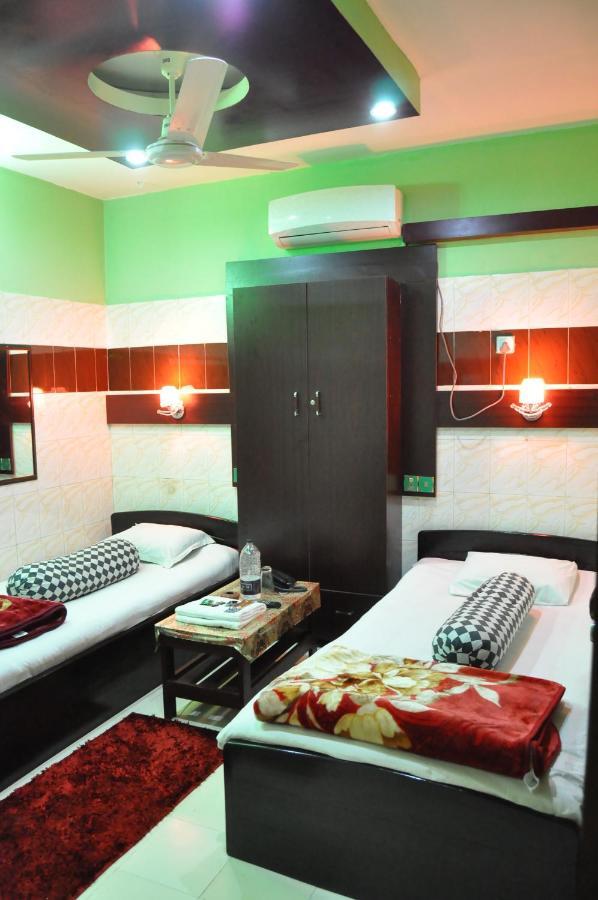 Hotel Hilton City Chittagong Esterno foto