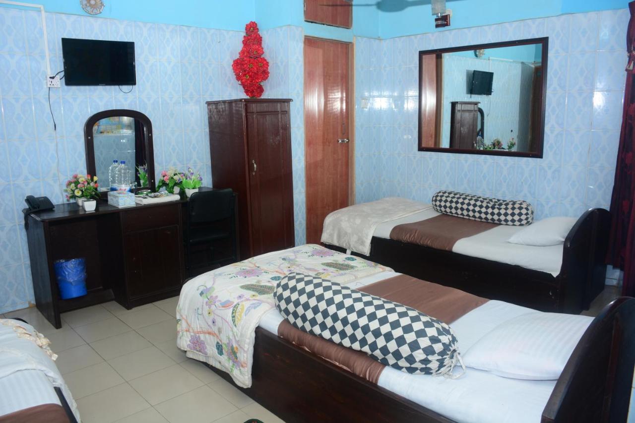 Hotel Hilton City Chittagong Esterno foto