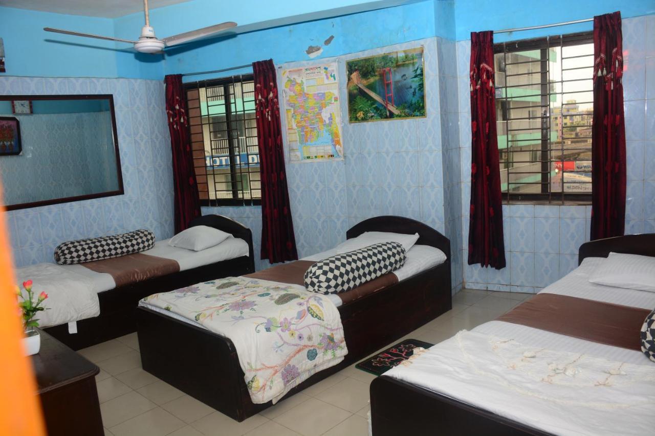 Hotel Hilton City Chittagong Esterno foto