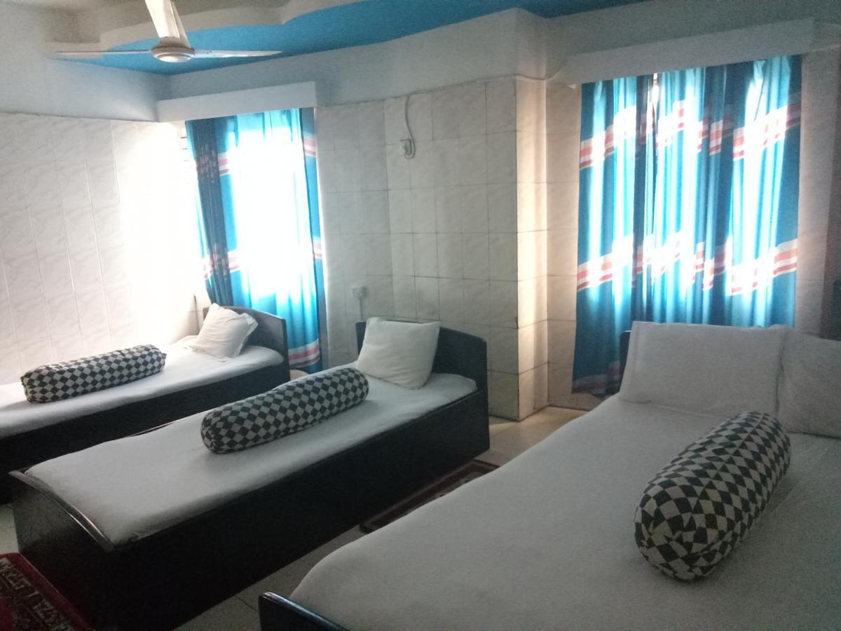 Hotel Hilton City Chittagong Esterno foto