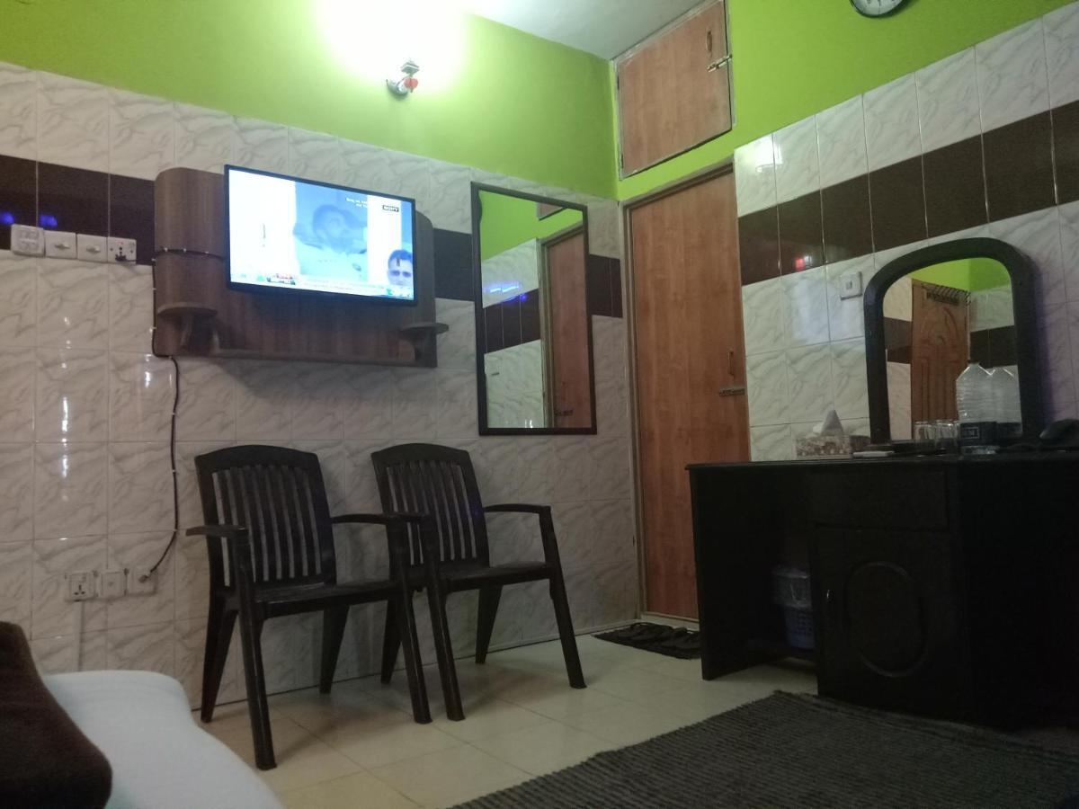 Hotel Hilton City Chittagong Esterno foto